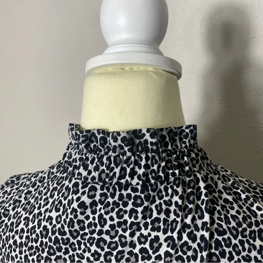 Michael Kors Ruffle Neck Sleeveless Animal Print Blouse Women's Size Small